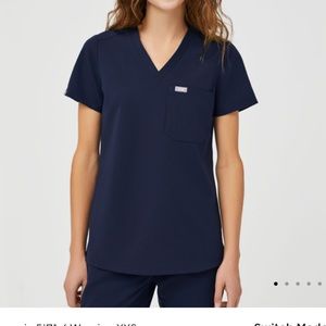 Figs Catarina one pocket scrub top, size xxs